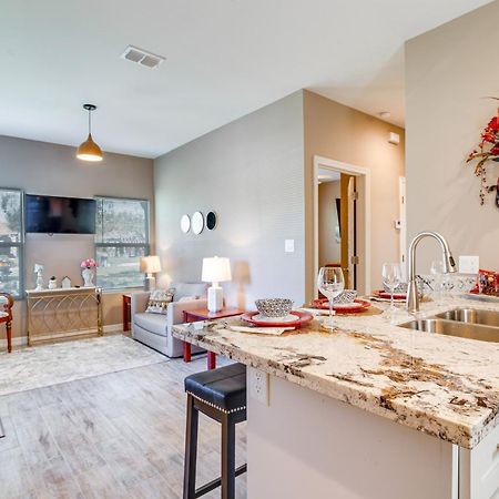 Pet-Friendly Brownsville Apartment With Yard! エクステリア 写真