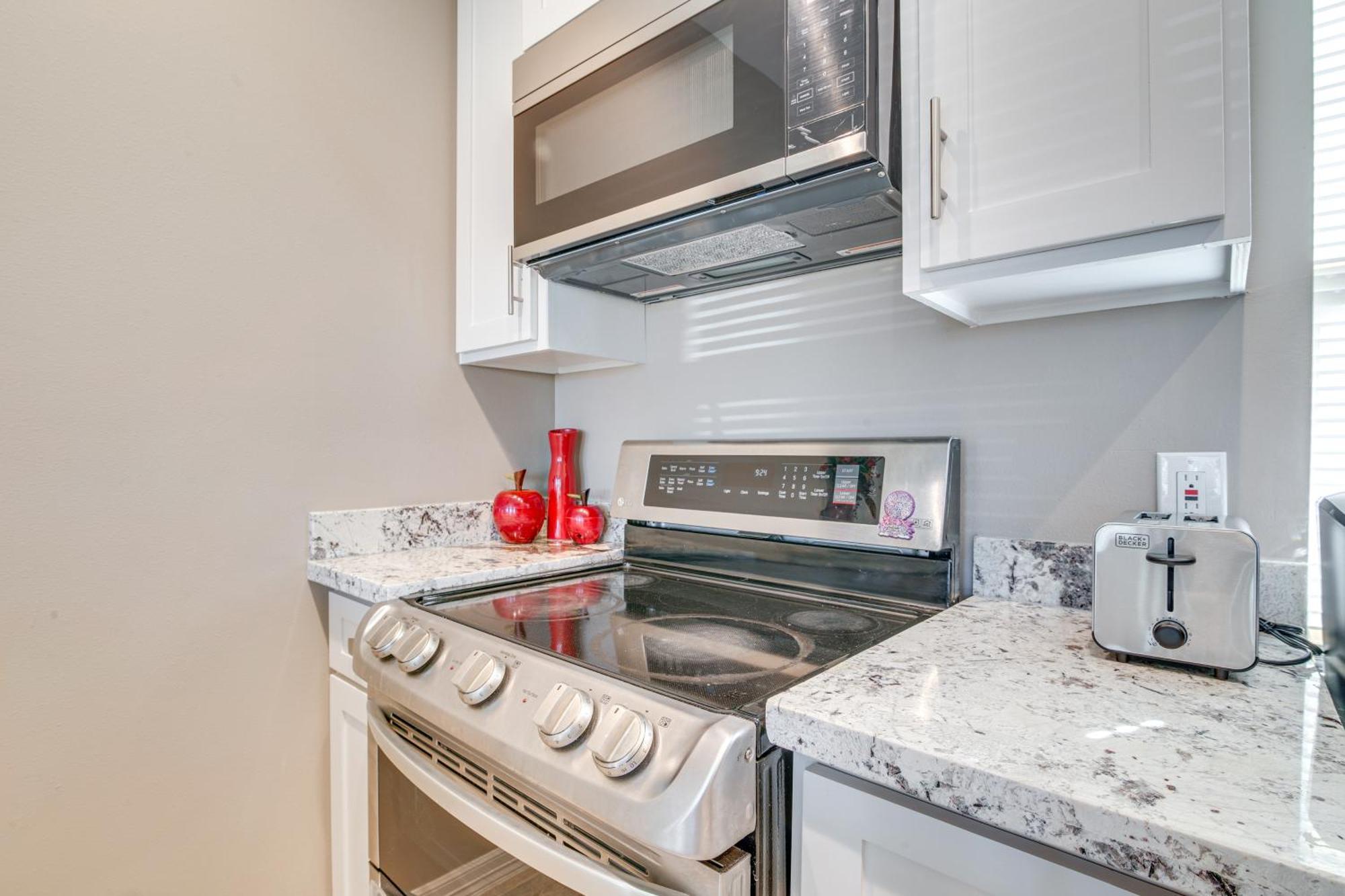 Pet-Friendly Brownsville Apartment With Yard! エクステリア 写真